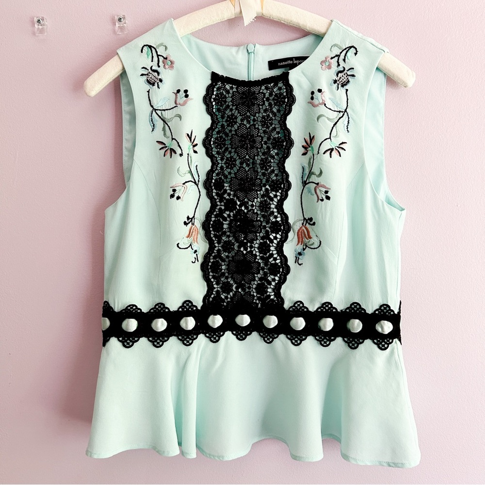 NANETTE LAPORE Tifanny Blue 100% Silk Embroidered Black Lace Inset Top Size 2